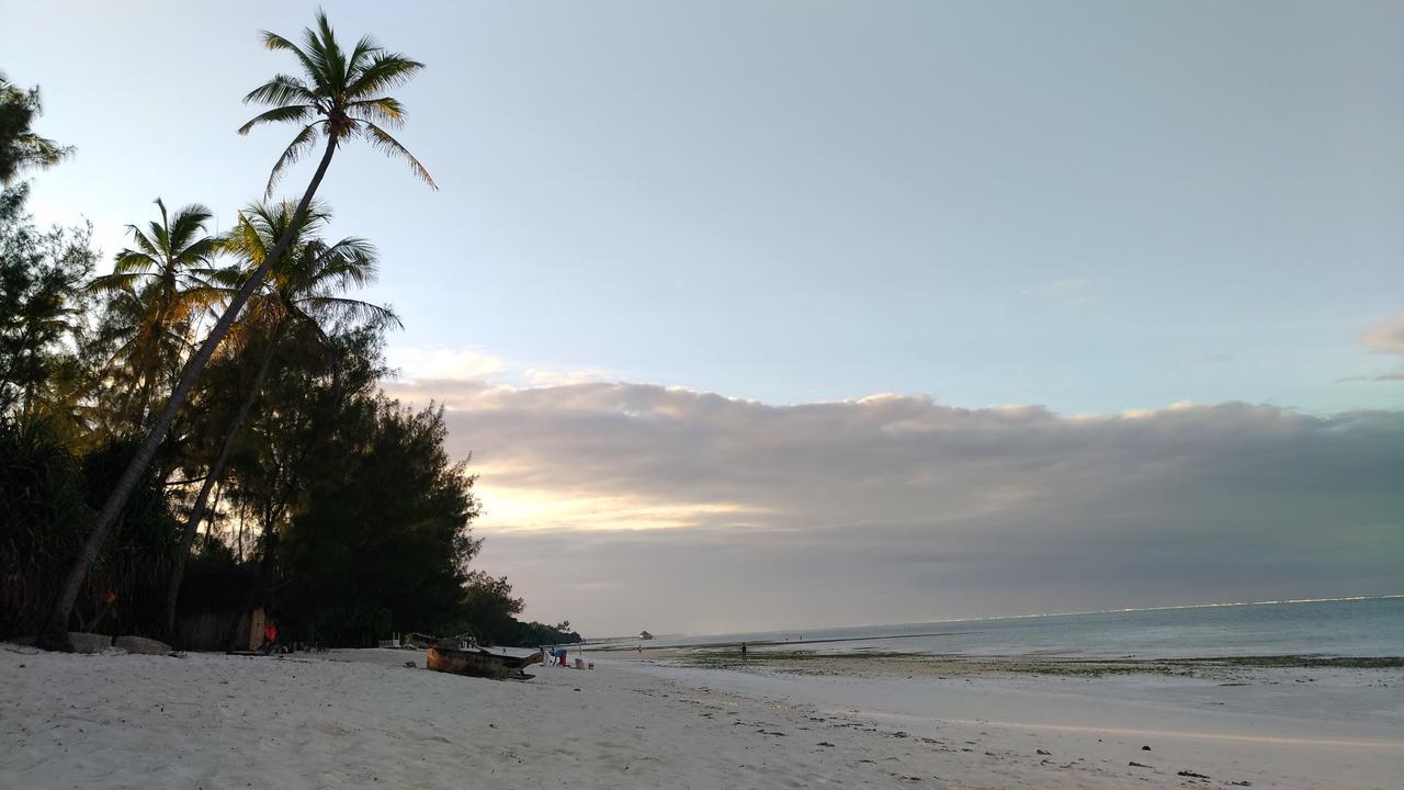 Lazy Beach House 吉汶瓦 外观 照片